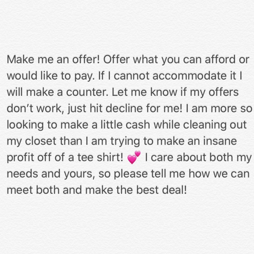 🎀 Closet 🎀 - Picture 2 of 3